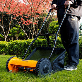 Walensee quick-release grass catcher 7.9 gallons reduces trips to empty.