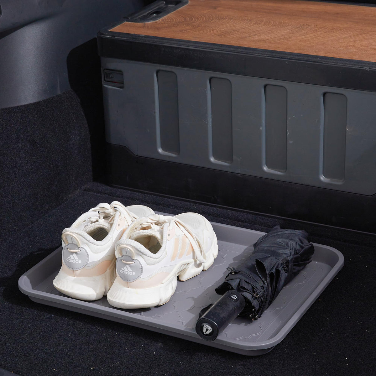 Wataniya Pet boot tray bottom non-slip design prevents sliding