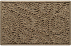 WaterHog Boxwood front door mat close-up shows absorbent ridges.