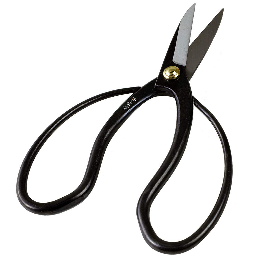 Lightweight 156 g Wazakura bonsai scissors feel balanced during pruning