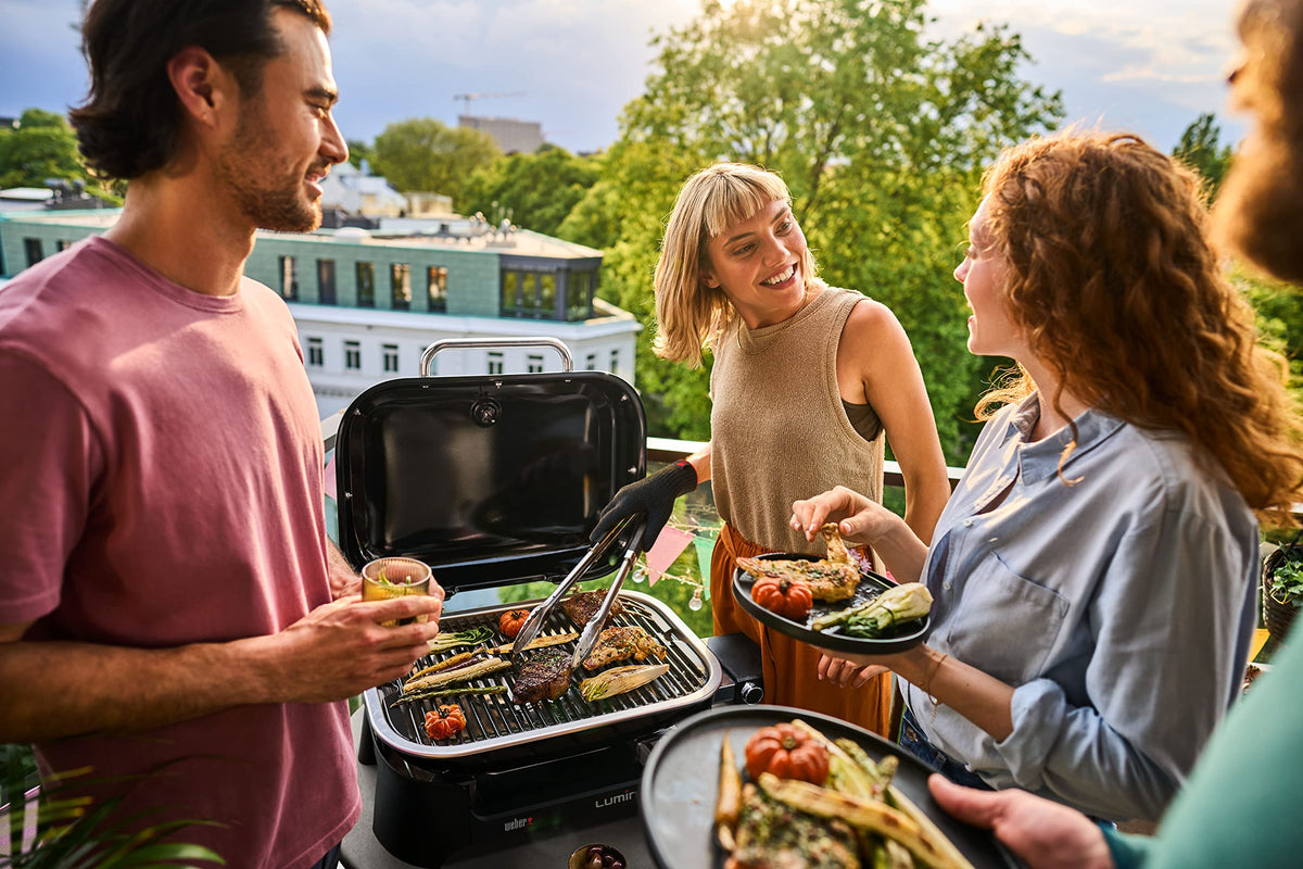 Weber Lumin 600°F searing capability delivers strong crust