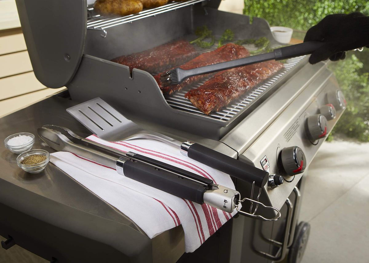 Weber Precision 3-Piece Grilling Tool Set non-slip grip during high-heat grilling