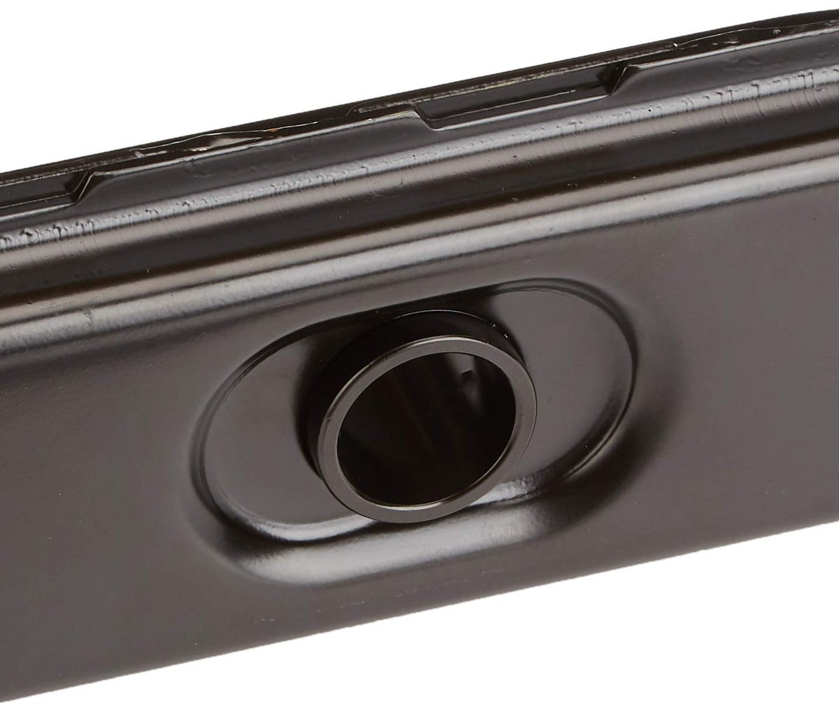 Weedeater-compatible front axle 532418168 visual supports stable blade engagement.