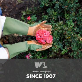 Wells Lamont Rosetender ideal for rose gardening and yard tasks