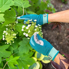 Wells Lamont high dexterity gloves in green with breathable back for cool comfort during work