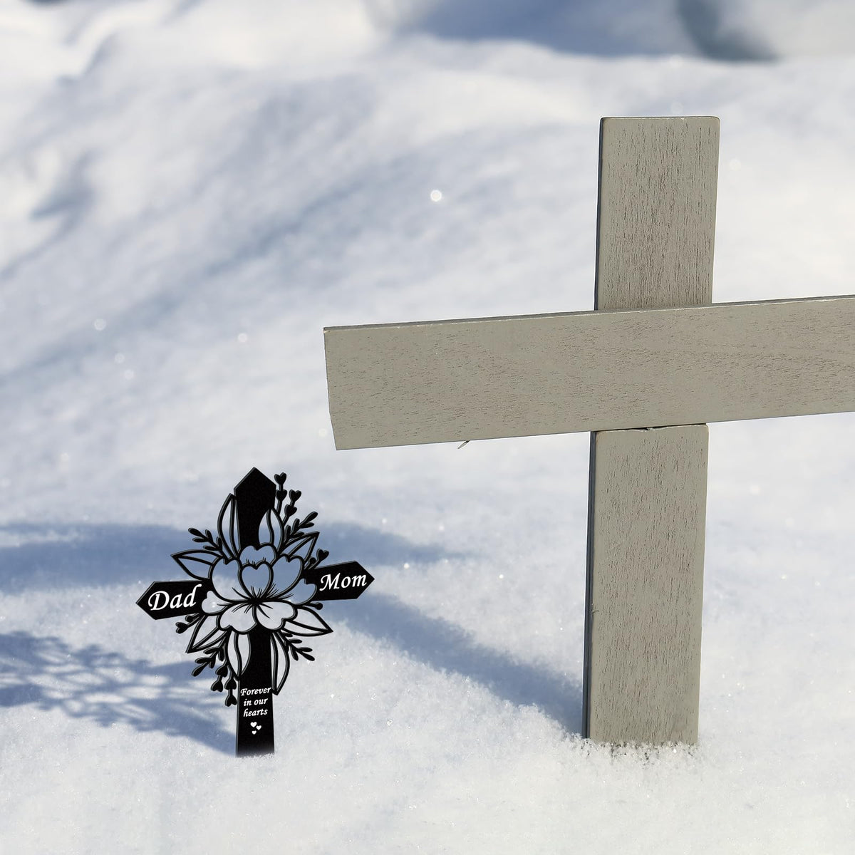 Wesiti cemetery decoration stake suitable for lawn or garden display.