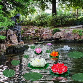 WhistenFla foam leaves come in three sizes for realistic pond scenes