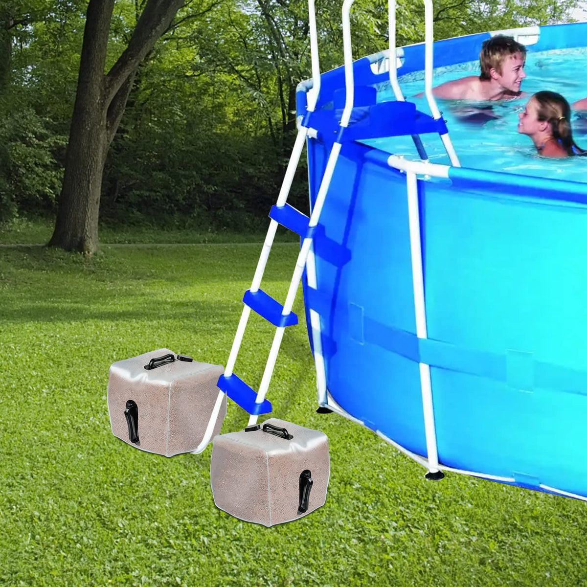 Whumsdog two-handles design makes lifting and placement safer.