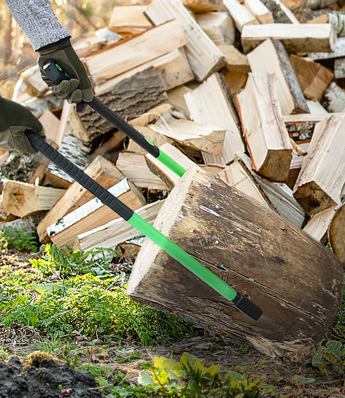 WICING Hookaroon easy log grabbing in action for steady wood placement.