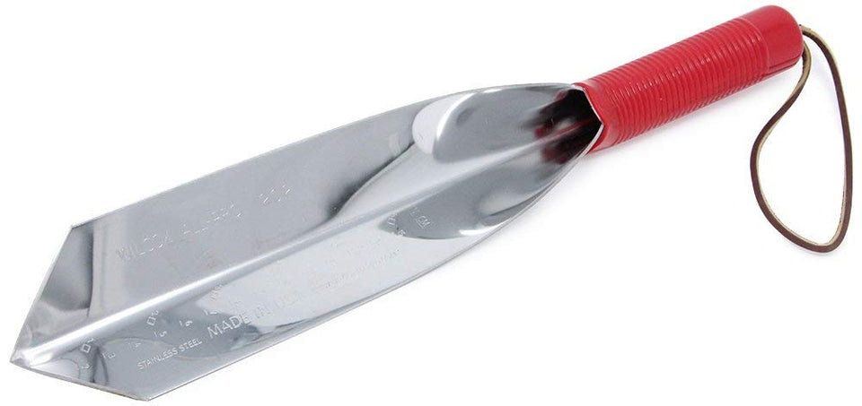 Wilcox All-Pro 14 inch trowel blade close-up showing durable 16GA steel for tough soils