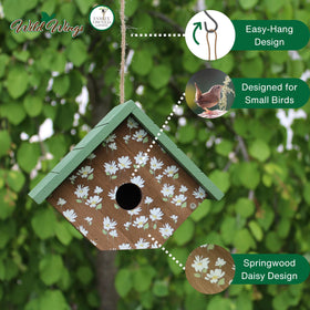 Wild Wings Springwood Daisy Wren House close-up of soft white floral accents.