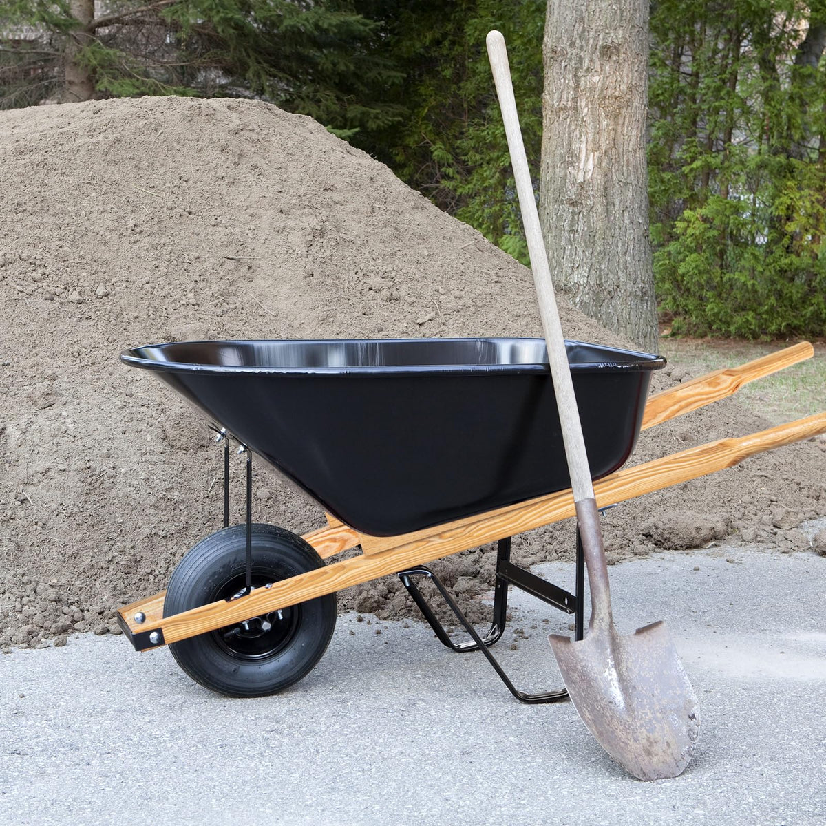 Natural pine wood finish from WILLBOND complements garden gear and durability
