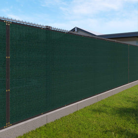 Windscreen4less durable fence cover ideal for patios and gardens