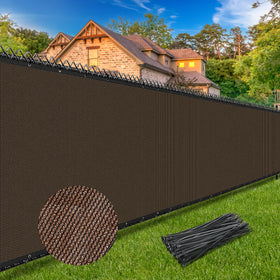 Winpull privacy fence screen close-up showing reinforced edges for durable outdoor mounting.