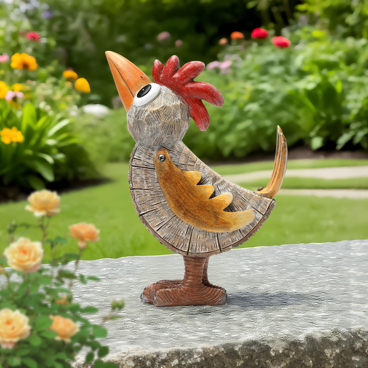 Wiresusan farmhouse gift rooster statue is ideal for animal lovers and gardeners.