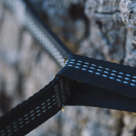Wise Owl Outfitters straps are 1-inch wide for tree-friendly connection