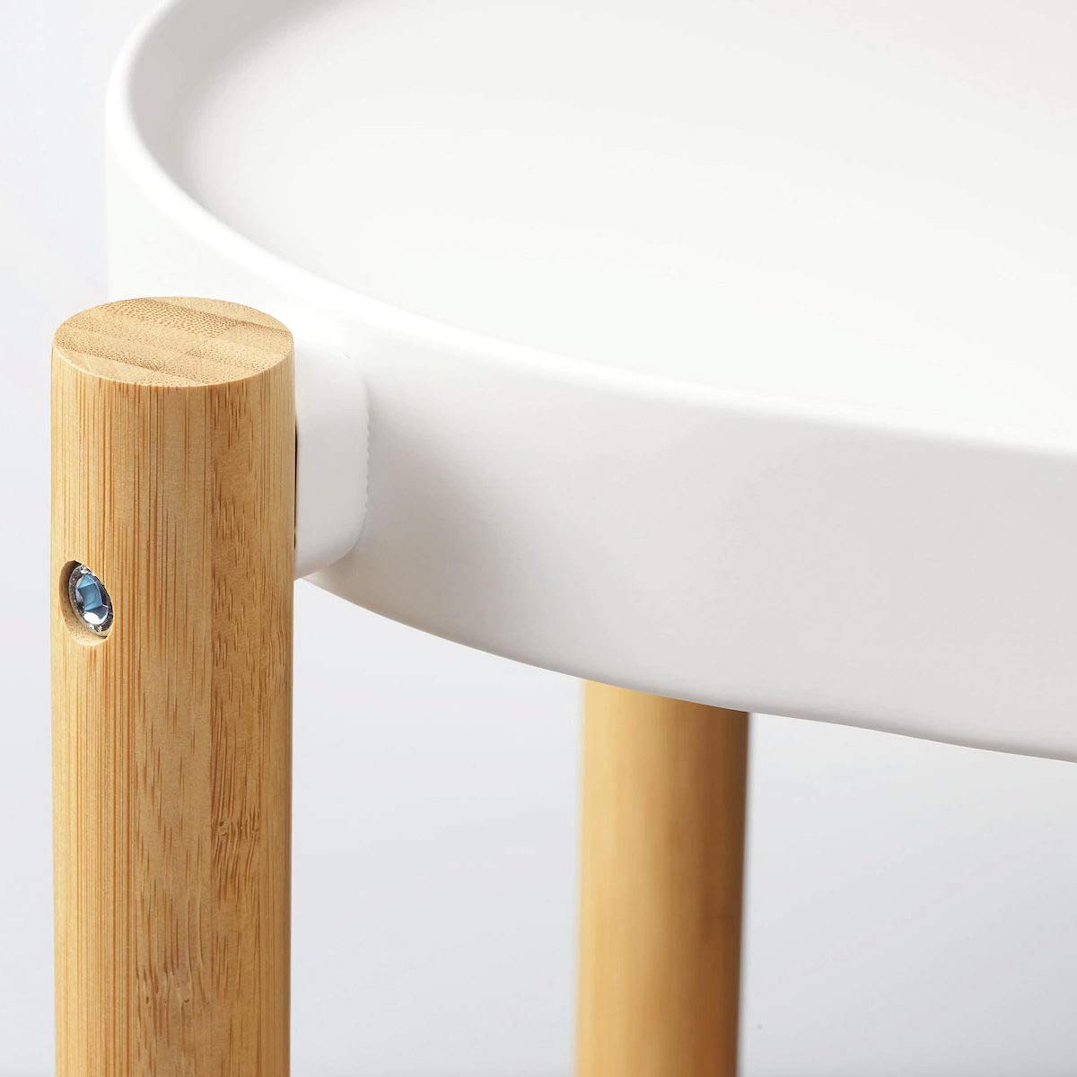 Wisuce durable base provides stability and floor protection for your stand