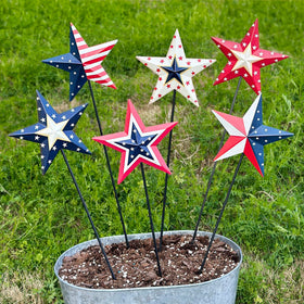 WKHOMEDECO barn star 4th of July 6-pack decor boosts curb appeal with patriotic flair.