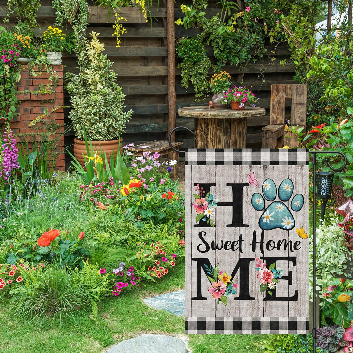 Wodison burlap flag with double-sided paw print for porch or patio