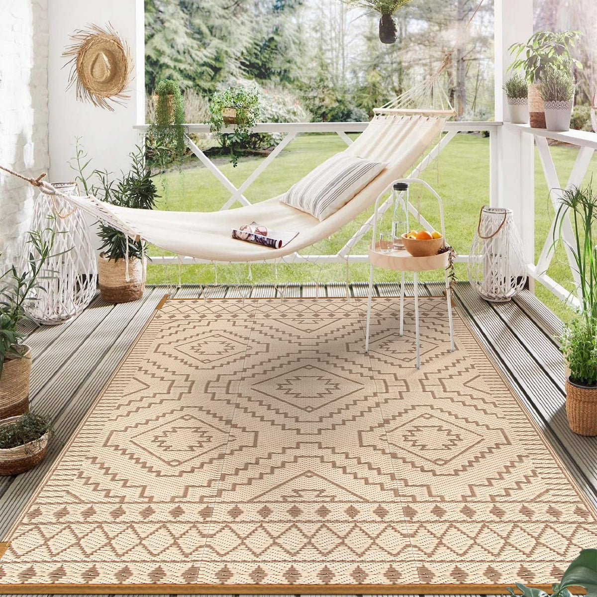 Wonnitar outdoor rug 6x9 easy to clean after use