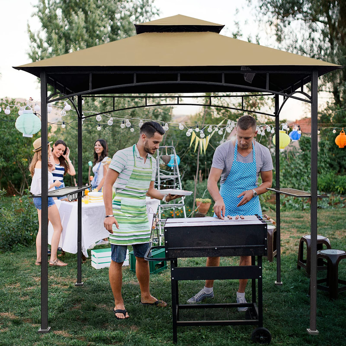 Lightweight canopy roof; quick swap keeps backyard BBQs going.
