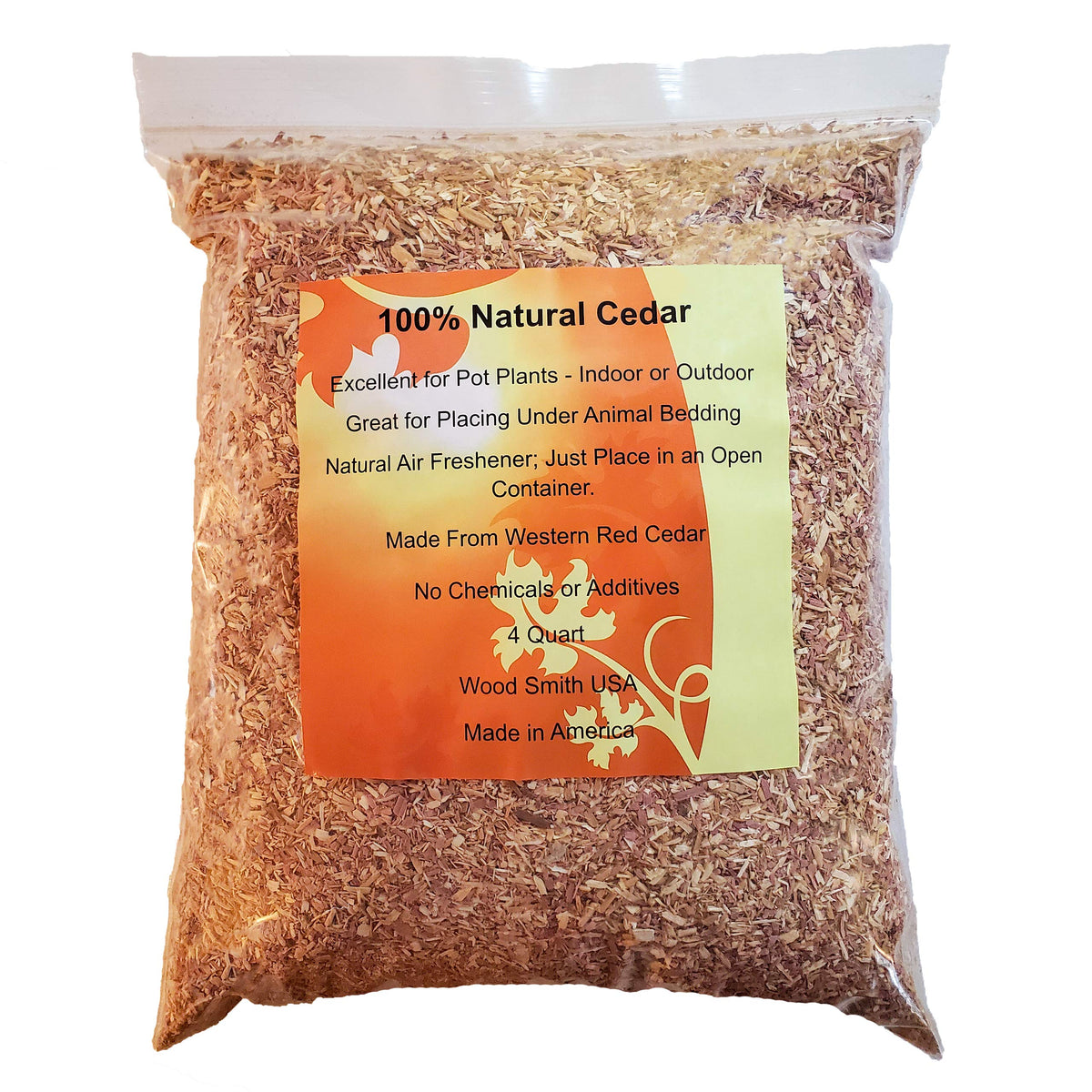 Wood Smith USA cedar chips natural, 4-quart bag for mulch and moisture retention
