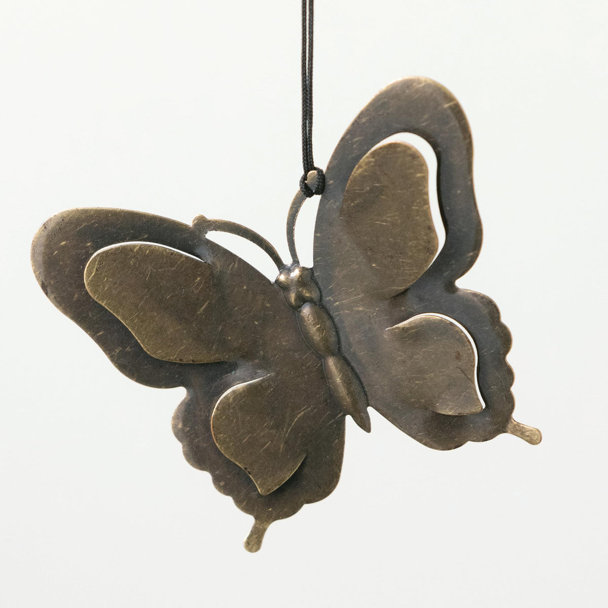 Woodstock My Butterfly Chime 21-inch length fits many outdoor spots