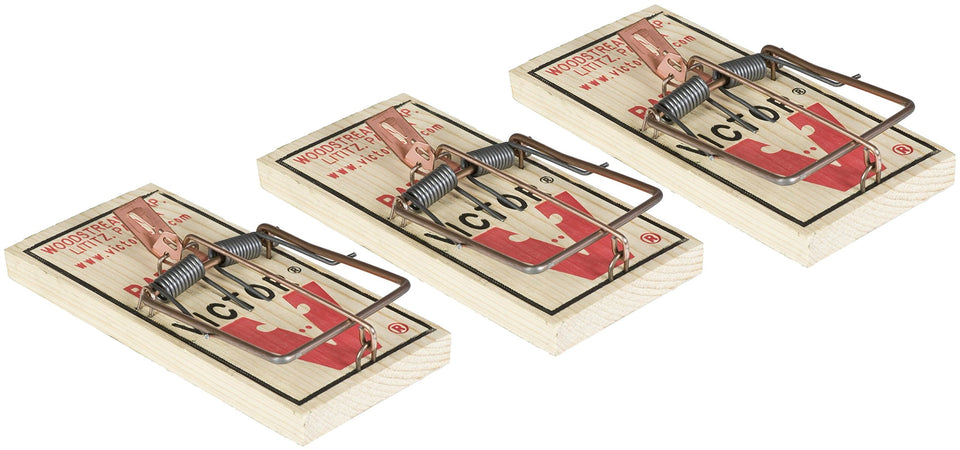 Woodstream Victor metal pedal rat trap features a sturdy trigger for quick captures
