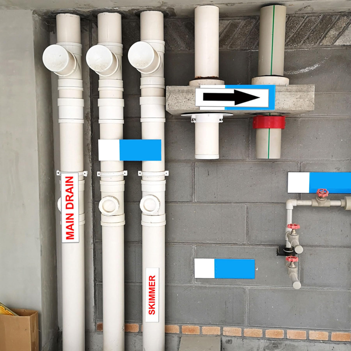 Wootile directional flow indicators show clear arrows for water direction.