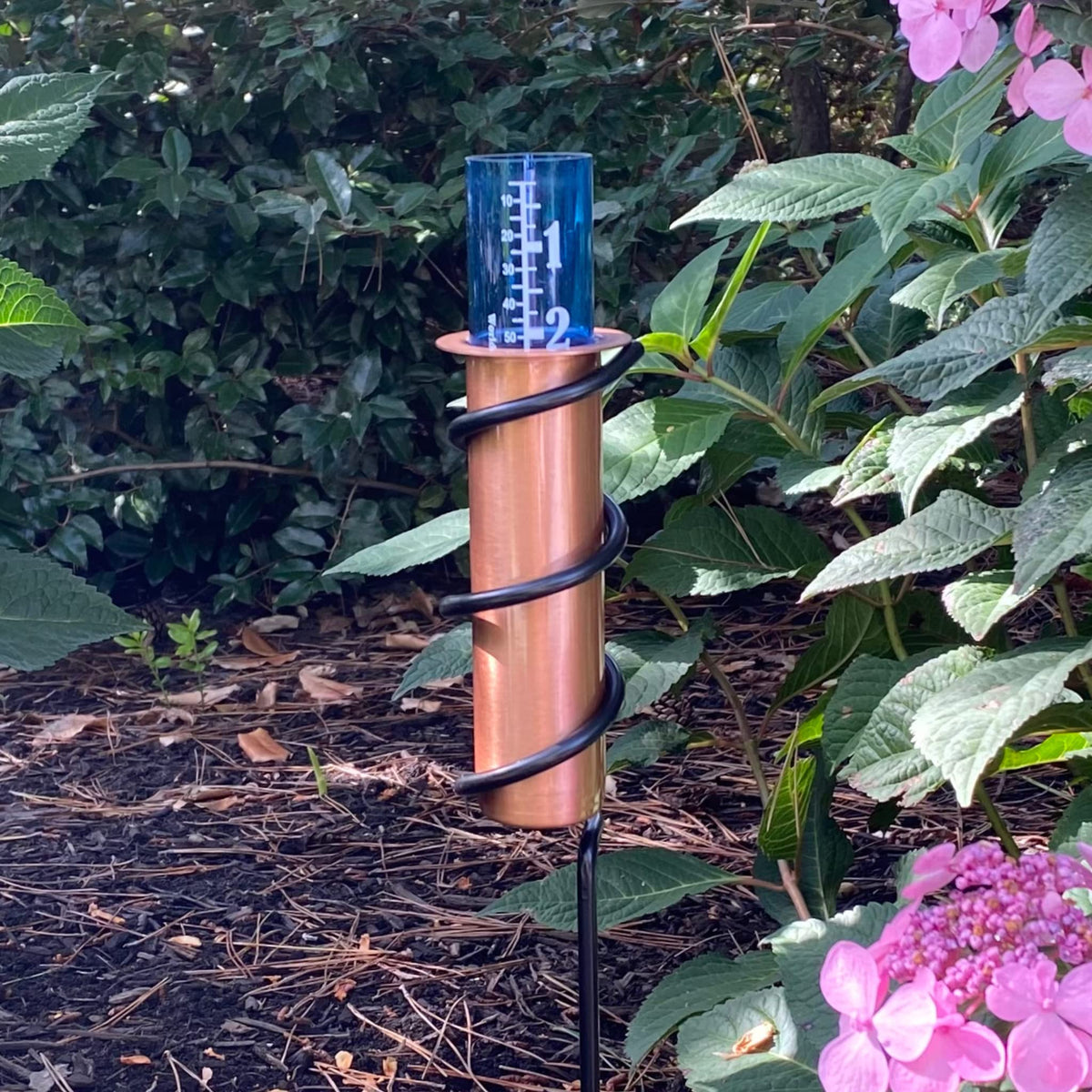 World's Coolest Rain Gauge Winter Safe design resists cracking in cold seasons