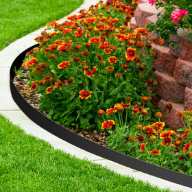 Worth Garden bendable steel edging allows precise shaping around curves and beds.