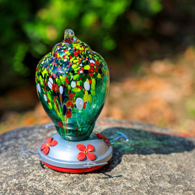 WOSIBO hand-blown glass detail adds color and durability