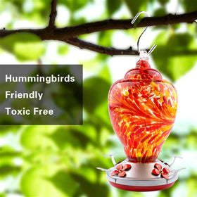 WOSIBO feeder features a hanging hook for easy patio display