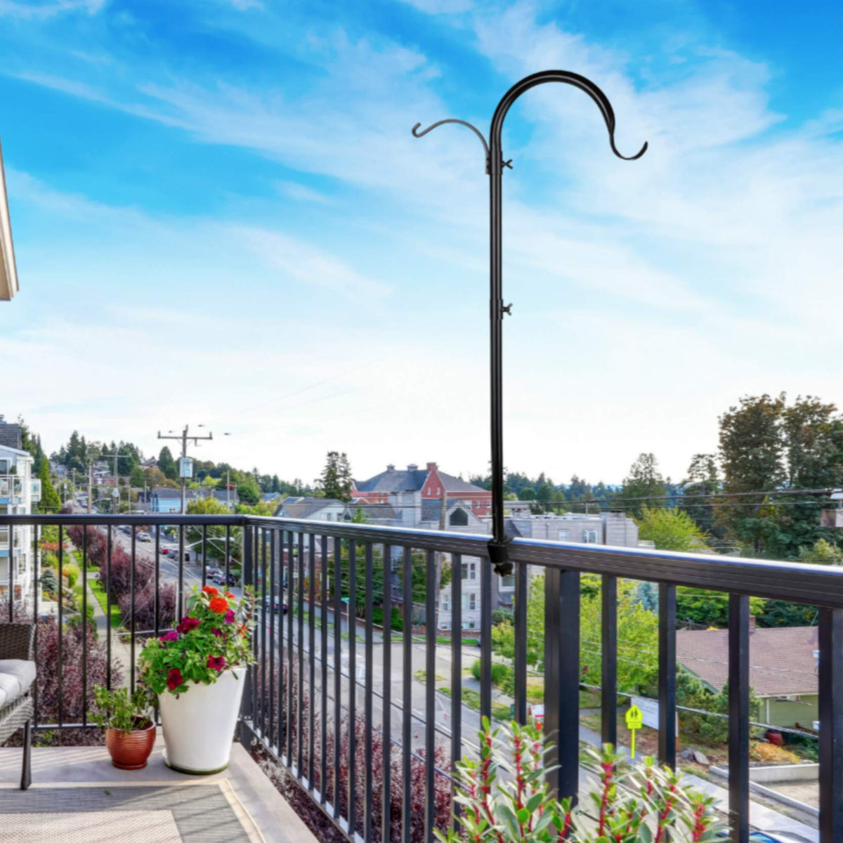 WOSIBO deck hook features a weather resistant finish for year-round outdoor use