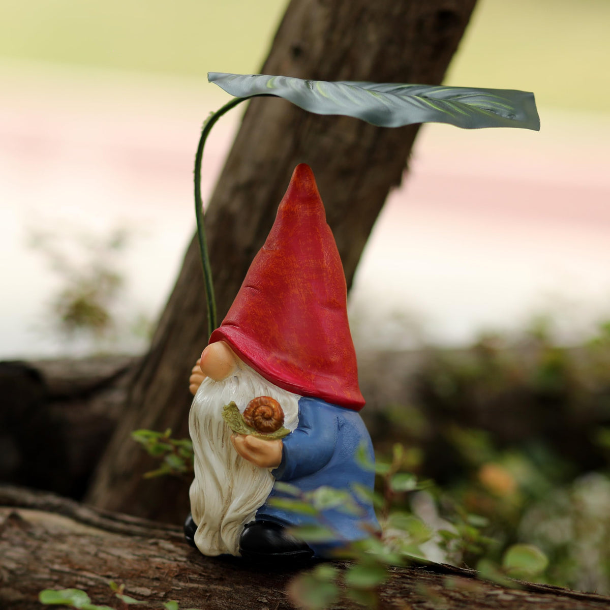WSHMZYHOME indoor-outdoor gnome decor suits shelves and tabletops.