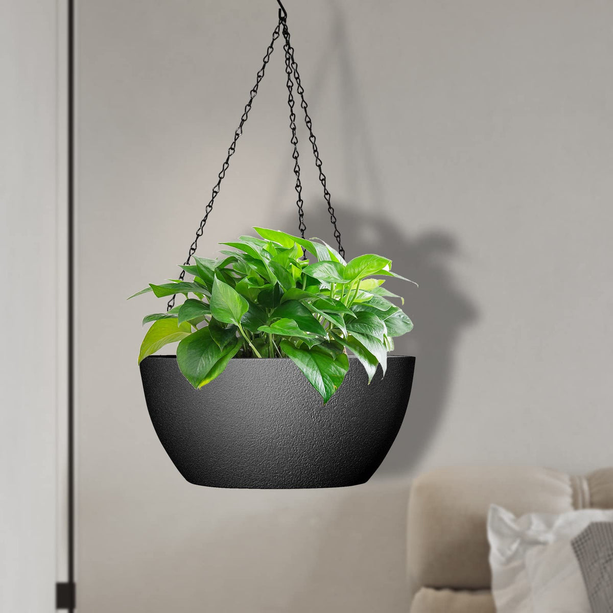 WSMKSZ triple-chains hanger provides versatile height options