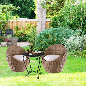 Wtiujhg compact space-saving design fits small patios and balconies.
