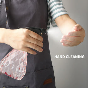 Wugongshan 500ml spray bottle for easy misting during pet training or plant watering.