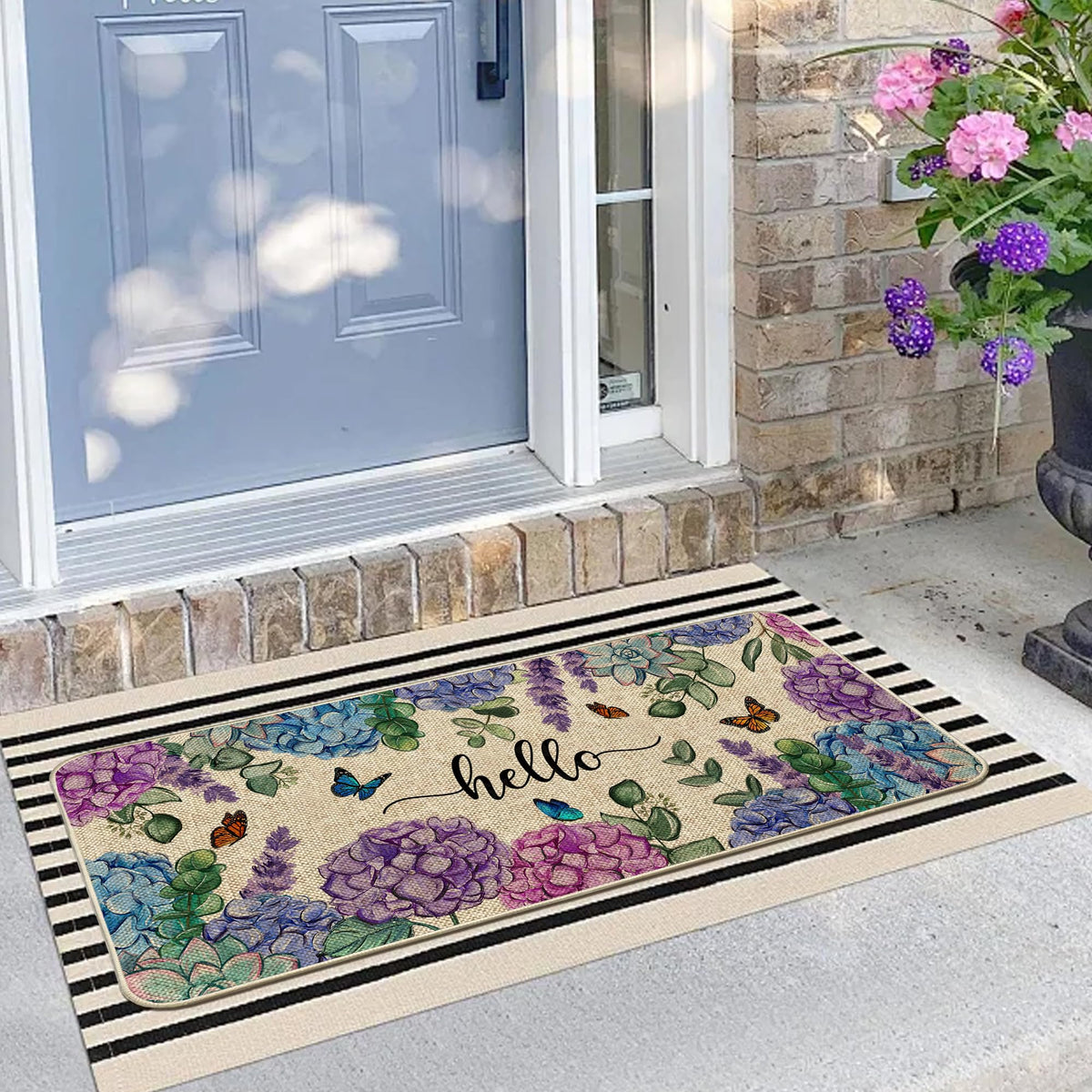 Wylumen anti-slip rubber base keeps the mat securely in place.