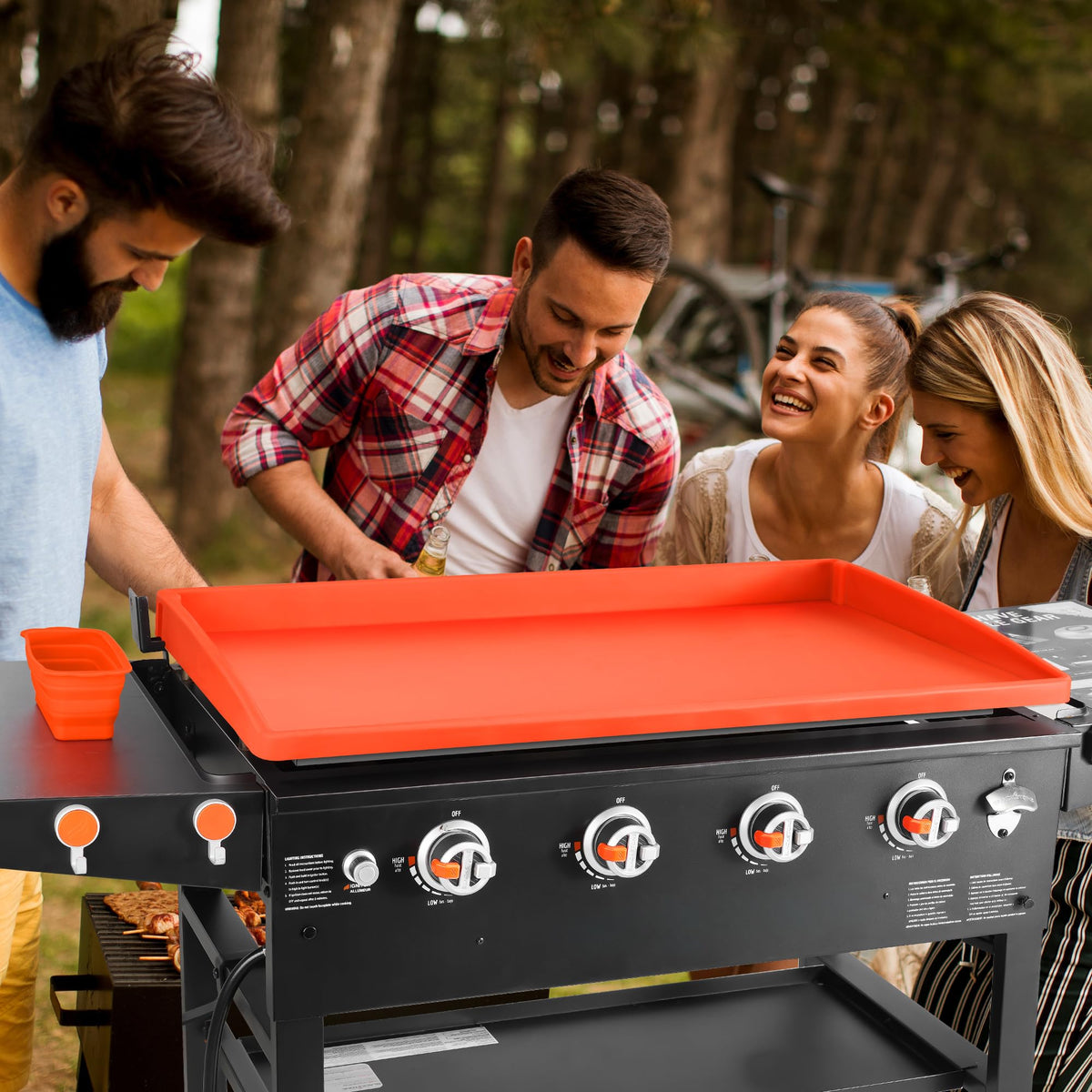 WYZJC BBQ-ready silicone mat keeps your grill area tidy.
