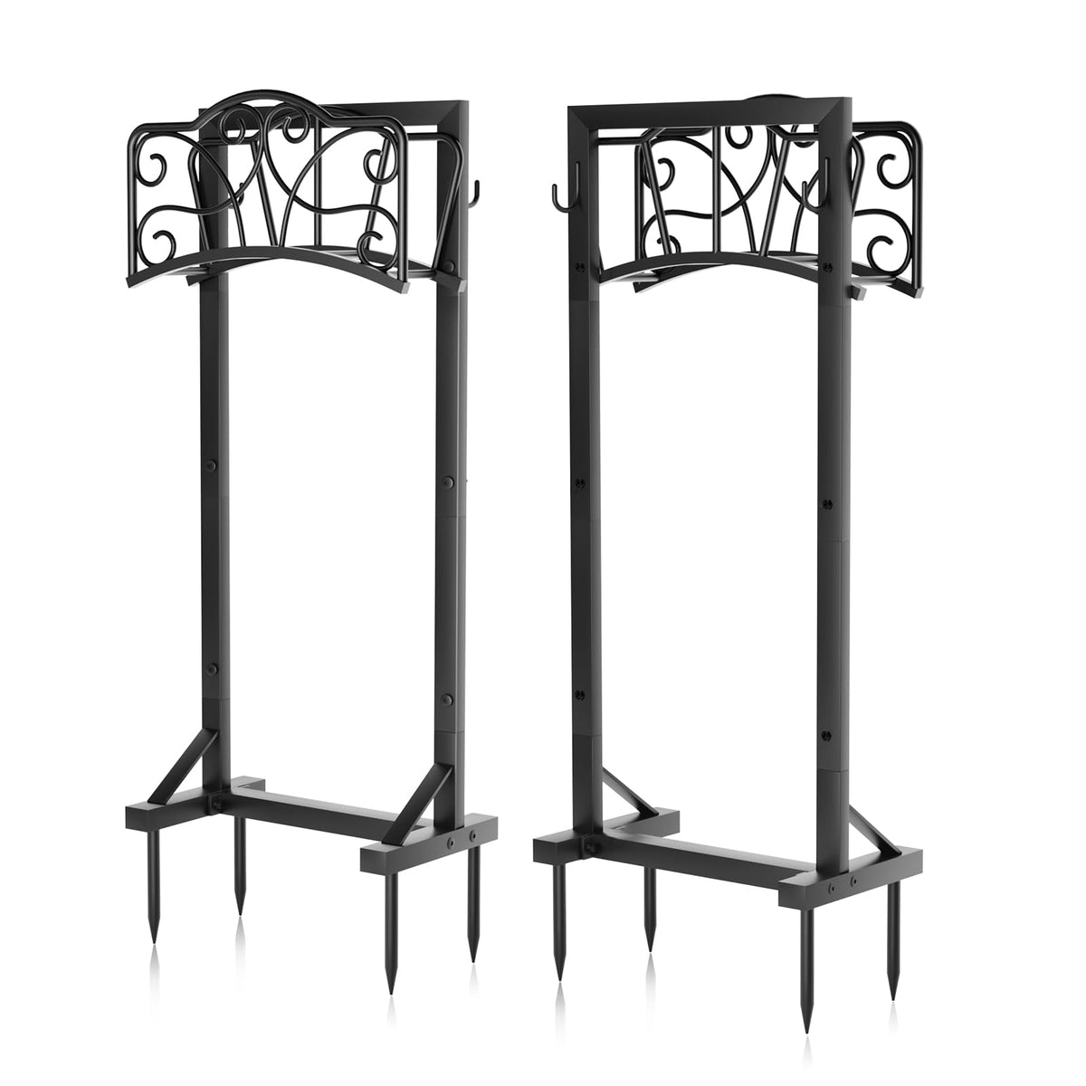 Xeapoms sturdy metal frame withstands weather while keeping hoses tidy.