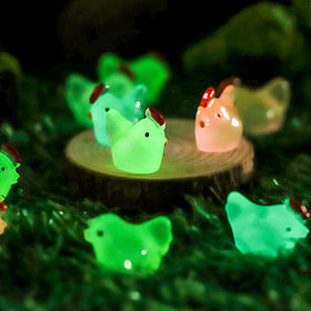 XGBDL glow-ready mini chickens enhance home decor