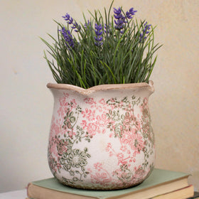 Xiaan Jiaju gift-ready vintage planter ideal for plant lovers and decorators.