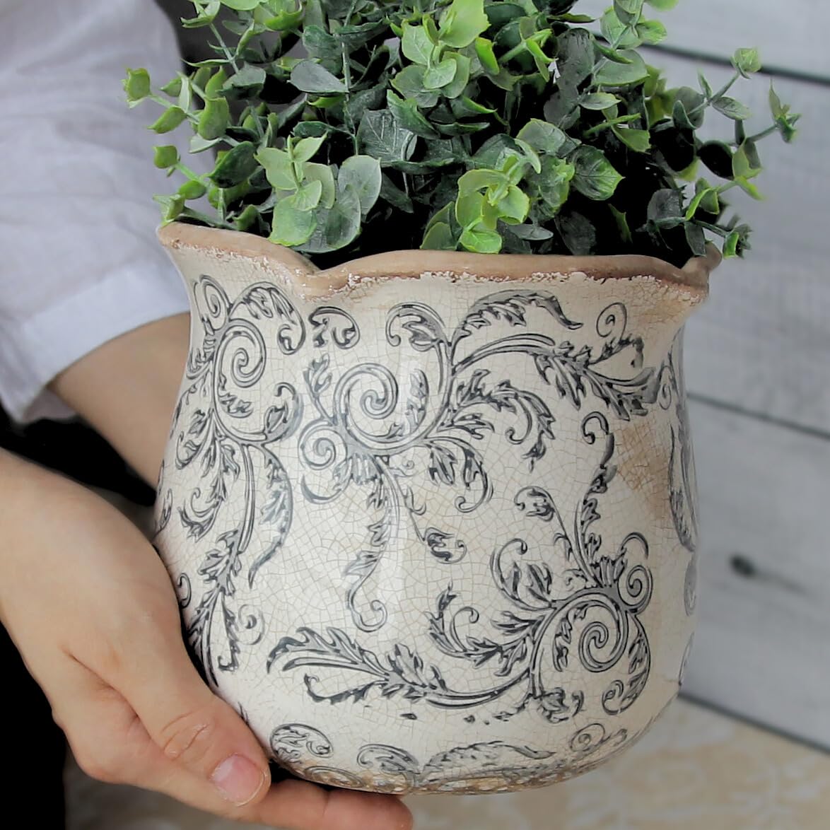 Xiaan Jiaju grey swirl ceramic planter adds subtle texture