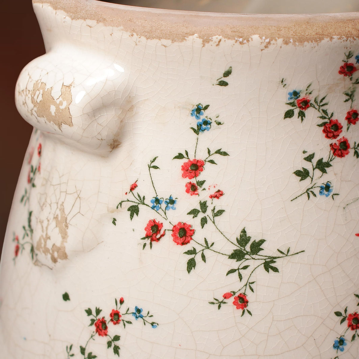 Xiaan Jiaju indoor plant pot on desk or shelf for greenery display
