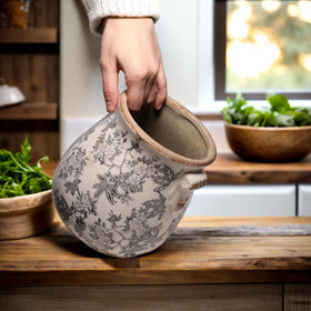 Xiaan Jiaju versatile indoor pot for window sills and displays