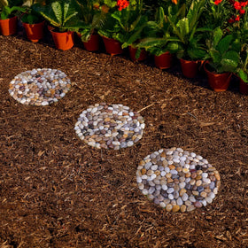 Anti-slip texture improves traction on wet grass and muddy surfaces