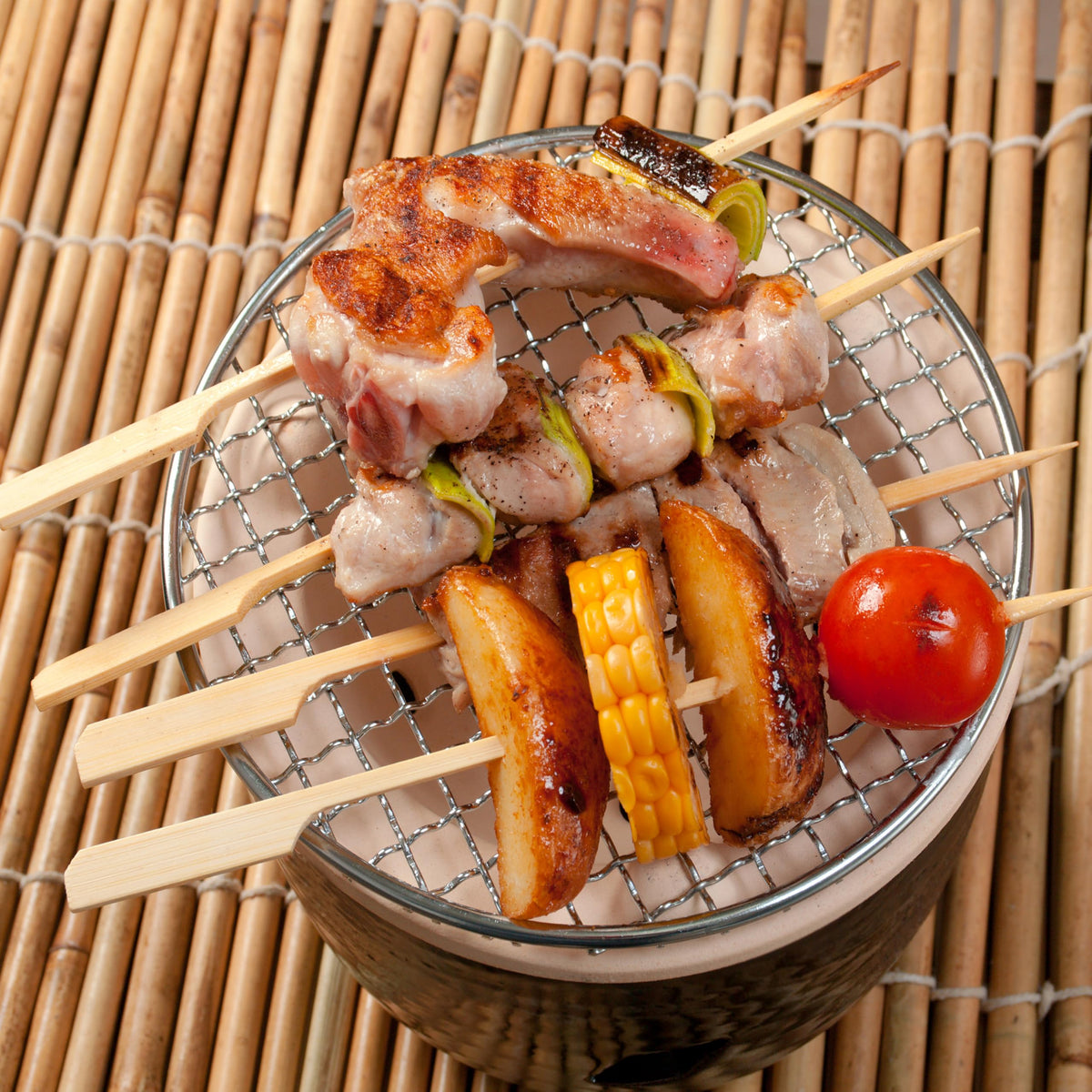 XMZY knot-free bamboo skewers with smooth surface for even cooking