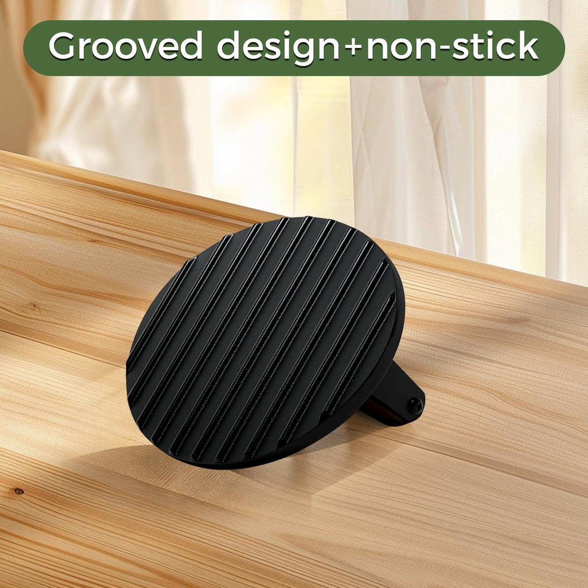 Flat-edge design maximizes contact for a crisp crust