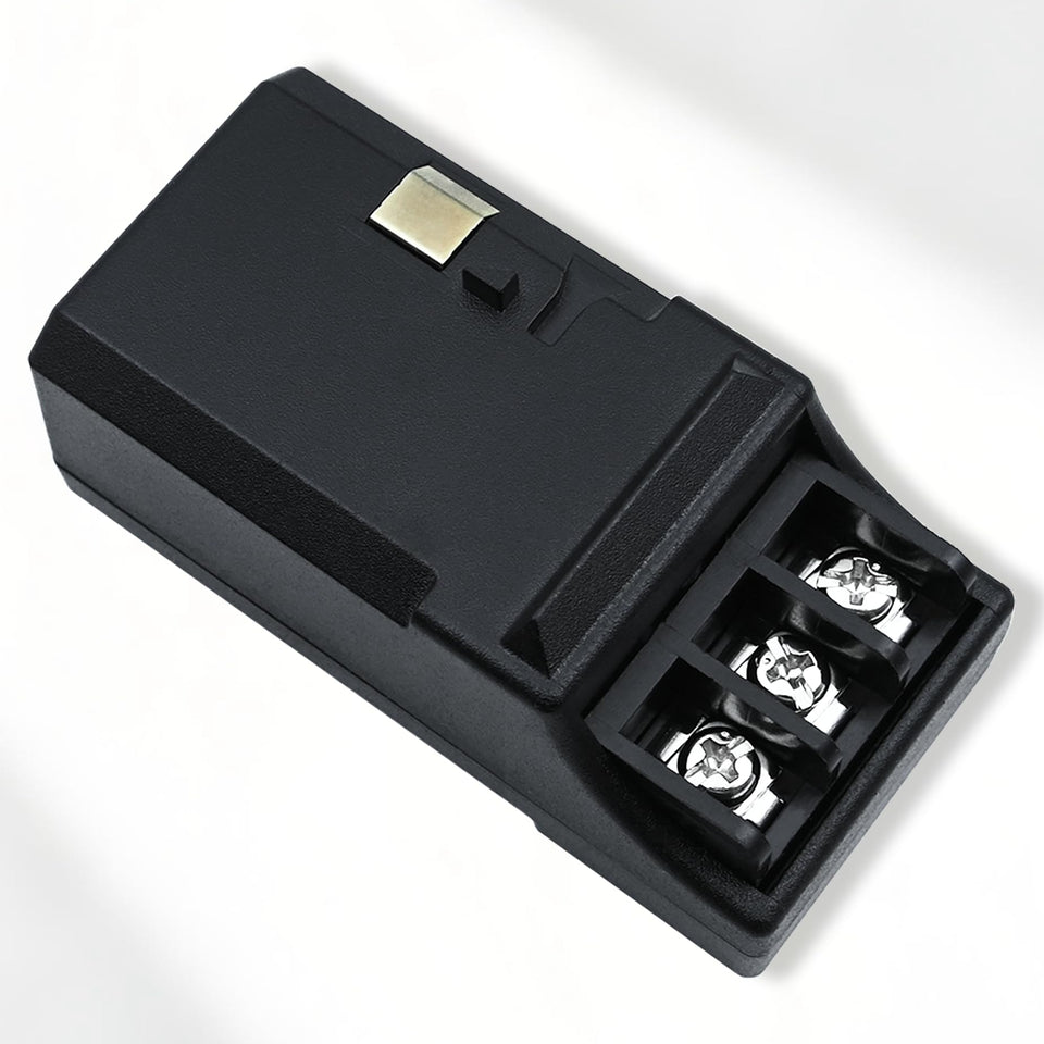 YABUYALI PCM300 expansion front view showing three extra zones integrated with Hunter Pro-C.